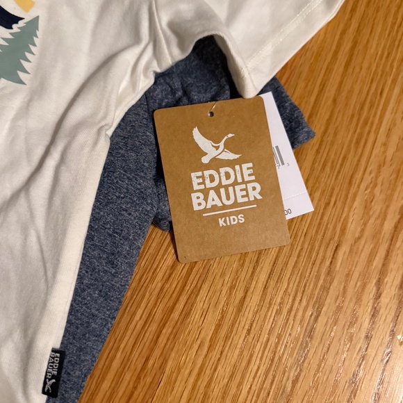 Eddie Bauer Baby Boy 3 Piece Set - Picture 8 of 12